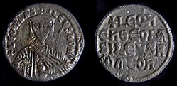 Léon VI "Le Sage" Follis (886 - 912)