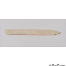 Outil en os, stylet de potier ou sculpteur (époque romaine indéterminée Ier / 4è s. ap.jc)
