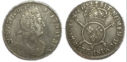 Demi-écu aux insignes