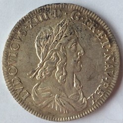 Demi écu de Warin 2ème poinçon Louis XIII 1643 A rose