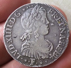 Quart d’écu à la mèche longue du Béarn Louis XIV 1653 * F * Pau