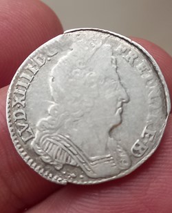 Dixième d’écu aux trois couronnes du Béarn Louis XIV 1715 vachette Pau