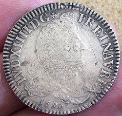 Demi écu aux 8 L Louis XIV 1690 S Reims