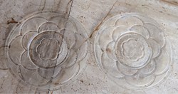 Verre moulé pressé - Assiettes Verlys à décor géométrique lot de 2