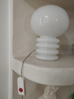 Verre opalin - Lampe ressort