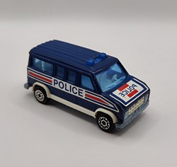Majorette 200 - Fourgon police