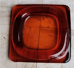 Verre - Vide poche Saint Gobain en verre teinté orange dans la masse