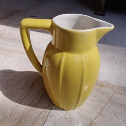 Céramique - Pichet jaune
