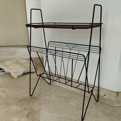Meuble d'appoint - Porte revues 1960 métal et teck