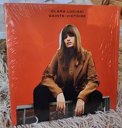 Clara Luciani - Sainte-Victoire