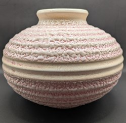 Céramique crispée - Vase Odyv art deco rose bas