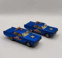 Majorette 200 - Plymouth Fury x2