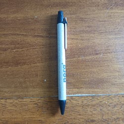 Stylo Nora