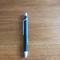 Stylo Nora