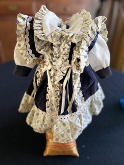robe poupée de collection froufrou
