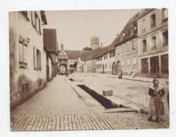 Porte de l'école : autrefois