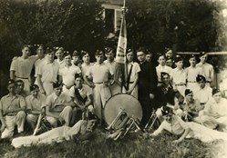 Le Cercle Catholique Aloysia de 1945 à 1960  : Les Gymnastes et le Théâtre alsacien