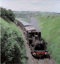 La Locomotive Borsig et son fourgon postal.