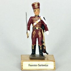 Général Fournier-Sarlovèze sur socle bois