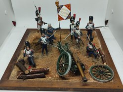 Groupe de soldats et officier à l'attaque pendant les guerres Napoléonienne