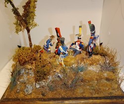 Groupe de soldats et officier jouant au carte pendant les guerres Napoléonienne