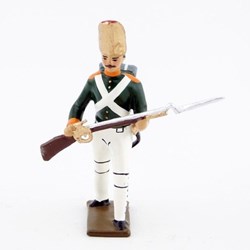 Fantassin des grenadiers russes à l'assaut (Régiment de la Garde Pavlovski) 1807