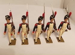 Fantassin des grenadiers de la garde, pied droit en avant 1812