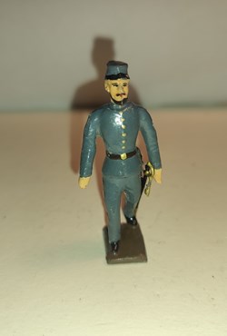 Soldat sudiste au pas