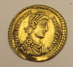 Solidus Valentinien II - Monnaie volée