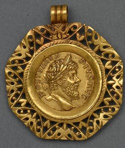 Aureus Postume - Monnaie volée