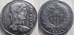 Médaillon argent Constantin I FAUX Moderne