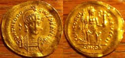 Solidus Theodose II