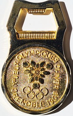 Grenoble 1968 décapsuleur Canard-Duchêne