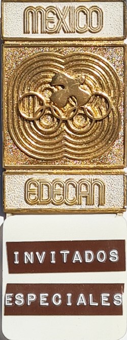 Mexico 1968 badge Edecan (assistant)