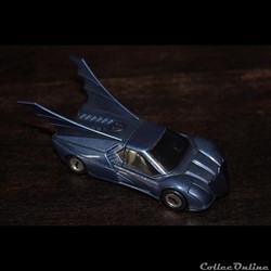 Batmobile 2000 Corgi 1/43eme