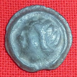 Carnutes - Potin à l'aigle de face