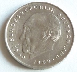 2 Mark - 1977 D