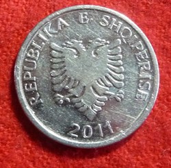 5 lekë - 2011