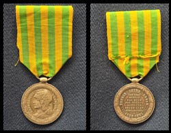 Médaille commémorative de l'expédition du Tonkin -  Modèle de l’armée de la marine (1885)
