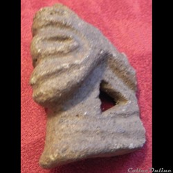 fragment de divinité , TERRE CUITE