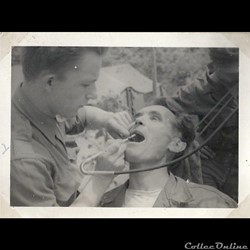 guerre de Corée  infirmier  et dentiste  (à la guerre comme à la guerre!)