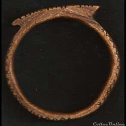 bracelet en ivoire     FRA -FRA ?  (Burkina Faso)