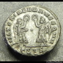 Constance II Siscia VICTORIAE DD AVGG Q NN