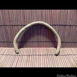 bracelet  manille-monnaie primitive
