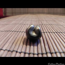 monnaie   balle ou lingot d'argent plié en boule  LAOS Thailand