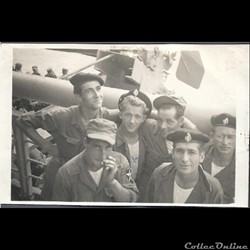 photo du SKAUGUM départ de Marseille guerre de Corée décembre 1951