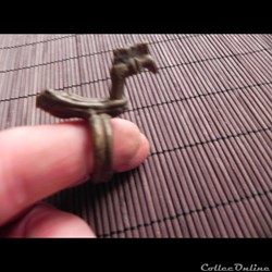 poids à or forme figurative bague
