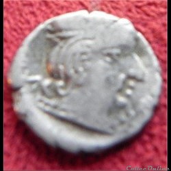 x4 sassanides ? besoin d'aide pour identification indo-parthes?