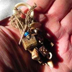 amulettes,  breloques