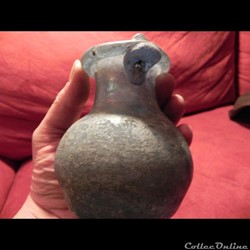 petit vase verre bleu irisé